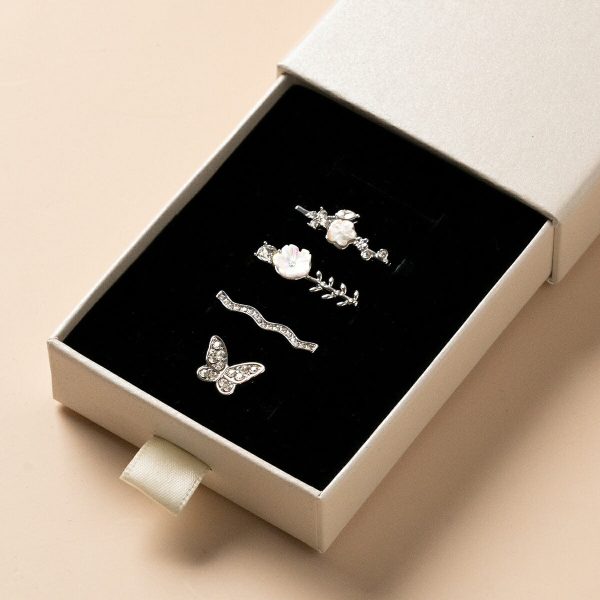 スマートウォッチ ボタニカルチャームセット